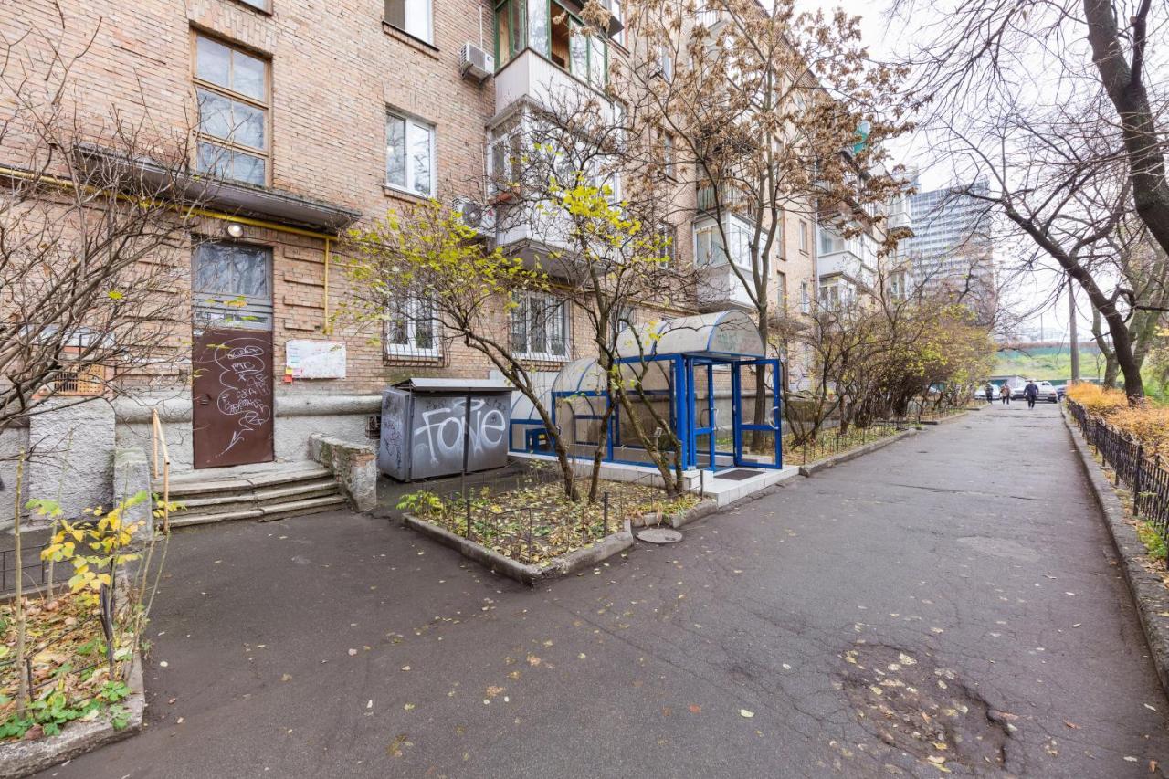 На Палаце Спорта Apartment Kyiv Exterior photo